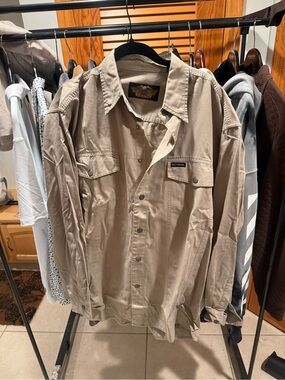 Men's Harley Davison vintage shirt